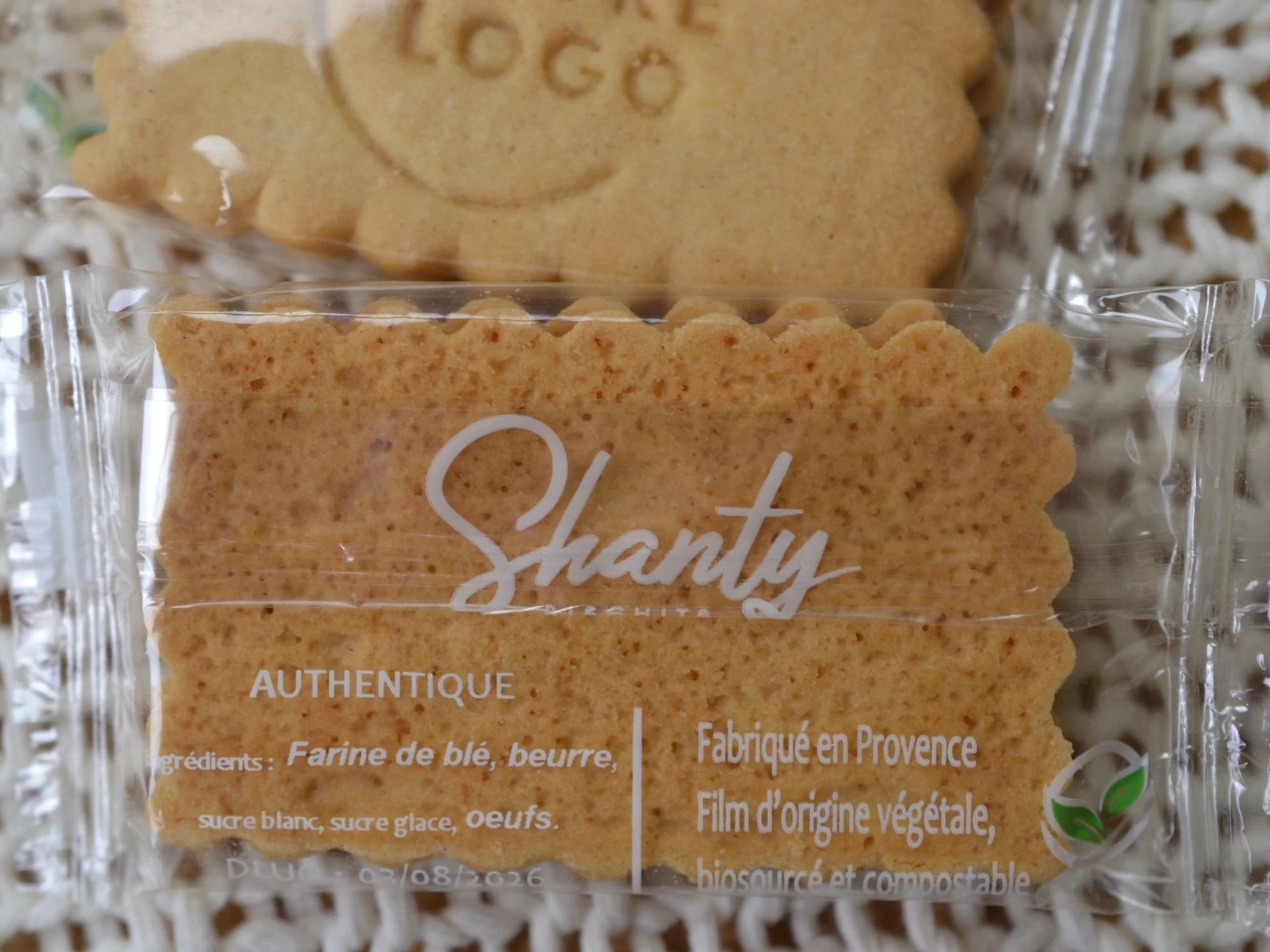 Biscuit Shanty Biscuit emballé dans un papier 100 % végétal.